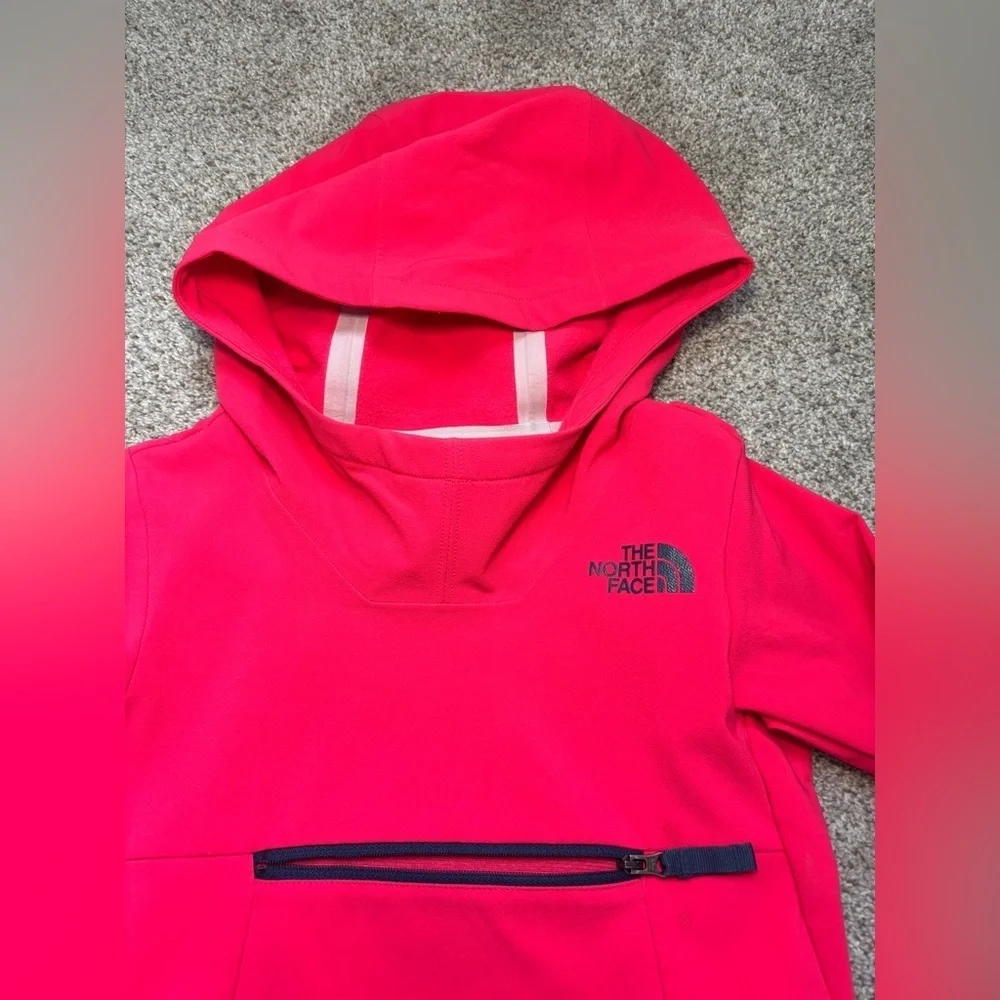 NWOT The Northface Girls Tekno Pullover Hoodie in Pink XXS Flashdry